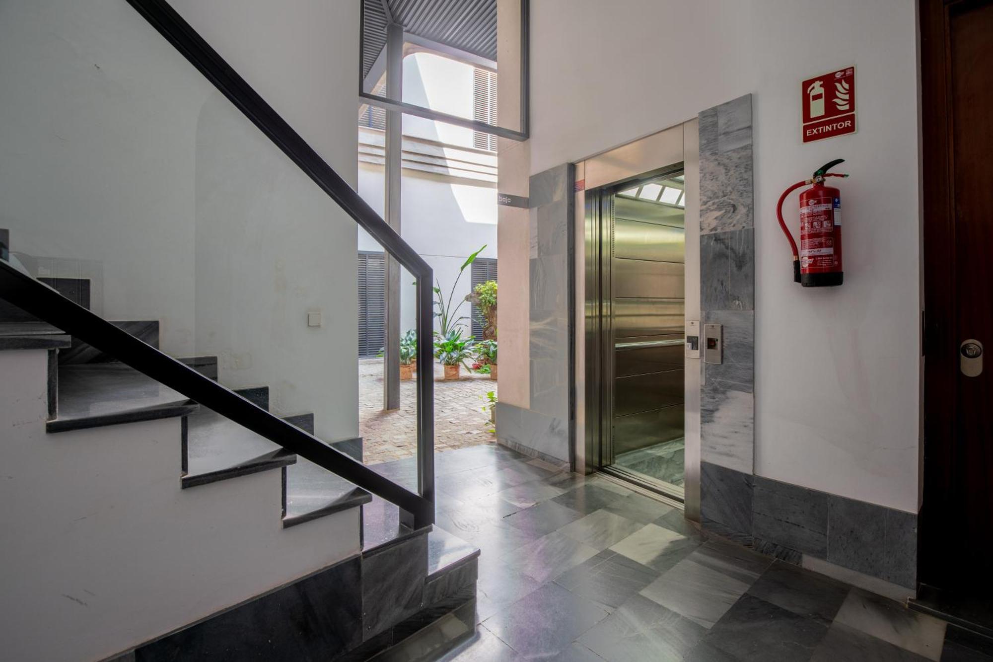 Ry Aparcamiento Incluido Junto A Catedral Ideal Parejas Apartament Sevilla